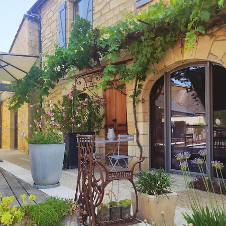 Les De La Voie Verte Bed and Breakfast